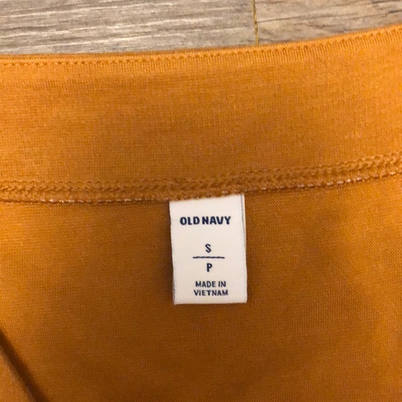 Old Navy waist-defined ponte knit utility dress - Picture 3 of 3